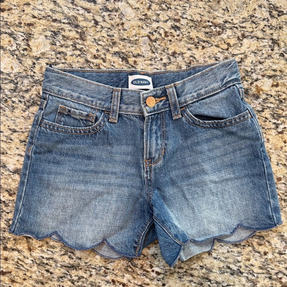Old Navy Women's Scalloped Hem Blue Jean Shorts size 10